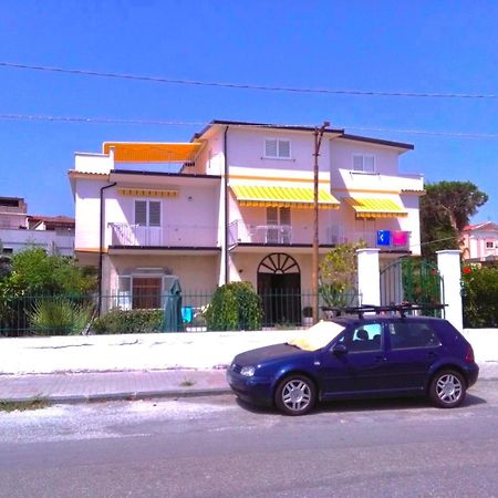 Villa Tripepi Bova Marina Cameră foto